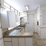 Sobrado à venda com 4 quartos, sendo 1 suíte, em Pinheiros, São Paulo, SP