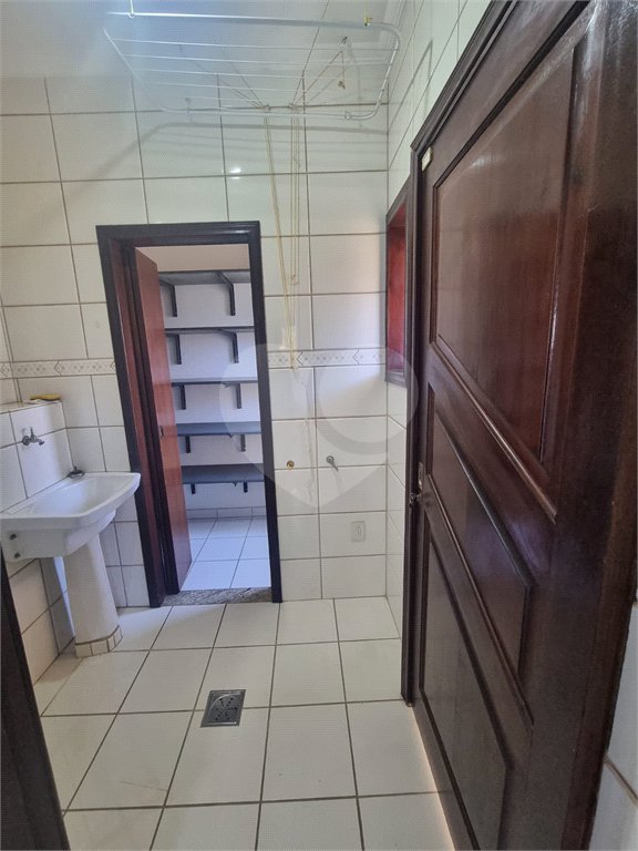 Casa à venda ou para alugar com 3 quartos, sendo 1 suíte, no condomínio Terras de Vinhedo, Vinhedo - SP