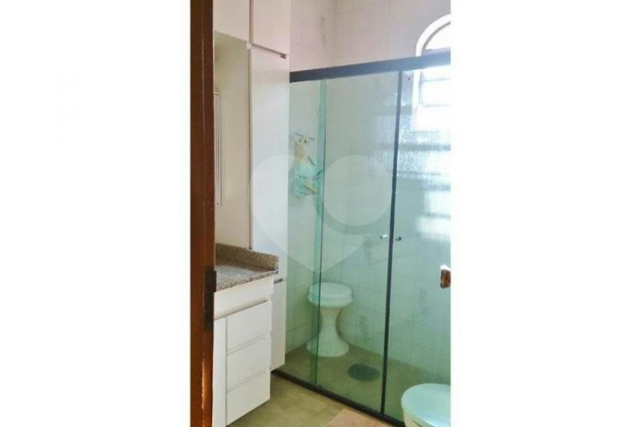 Sobrado à venda com 3 quartos, sendo 1 suíte, em Parada Inglesa, São Paulo, SP