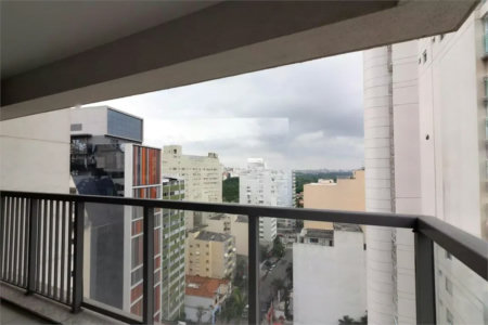 Apartamento à venda com 3 quartos, sendo 1 suíte, em Pinheiros, São Paulo, SP