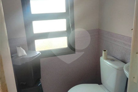 Sobrado à venda com 2 quartos em Jardim Santa Rosa, Taboão da Serra, SP