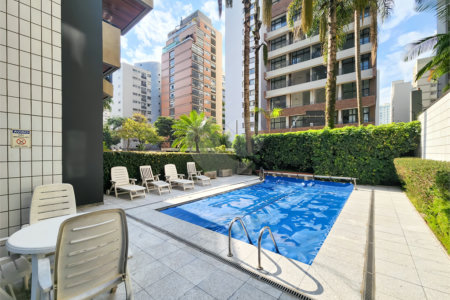 Apartamento à venda com 4 quartos, sendo 3 suítes, em Higienópolis, São Paulo, SP