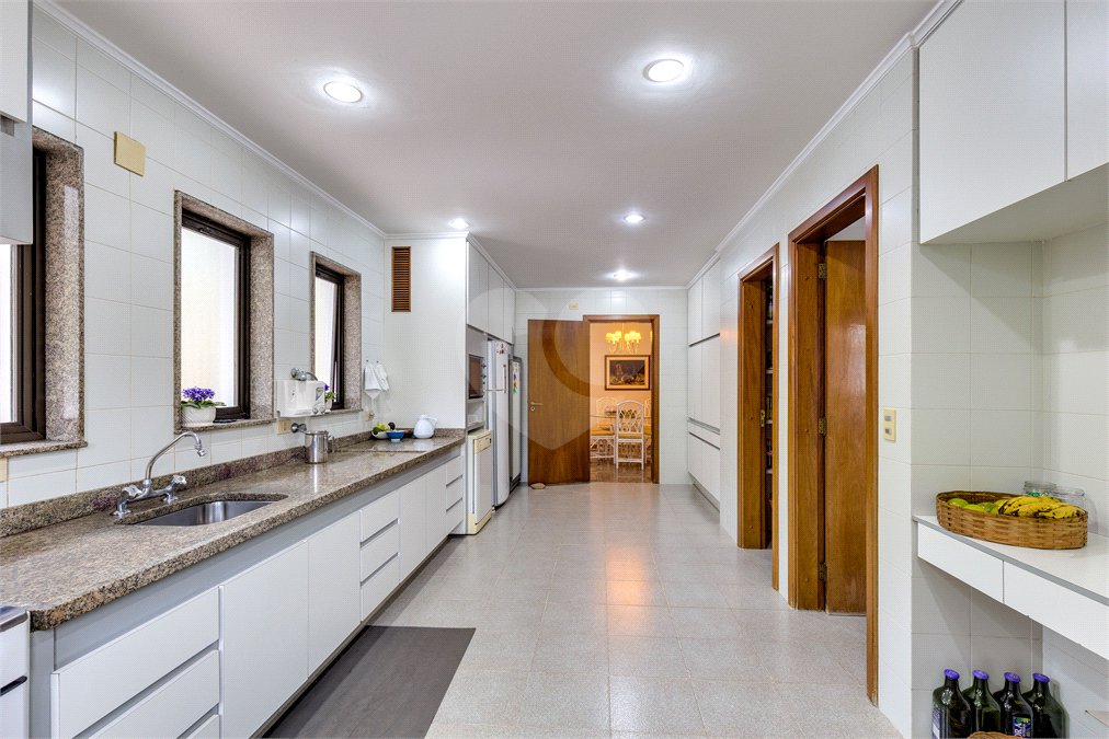 Casa à venda com 4 suítes em Alto da Boa Vista, São Paulo, SP