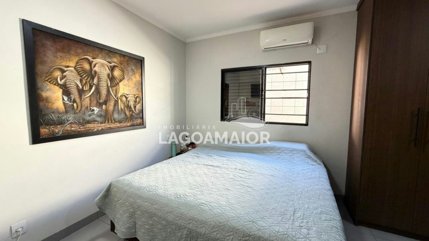 Casa à venda com 3 suítes em Jardim dos Ipes, Três Lagoas, MS