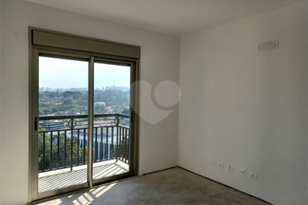 Apartamento à venda com 4 suítes em Real Parque, São Paulo, SP