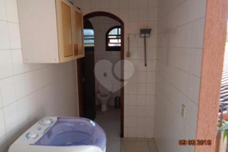 Casa Térrea à venda com 3 suítes em Ferreira, São Paulo, SP