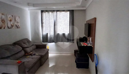 Apartamento à venda com 2 quartos em Jardim Petrópolis, Cotia, SP