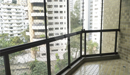 Apartamento à venda com 3 suítes em Morumbi, São Paulo, SP