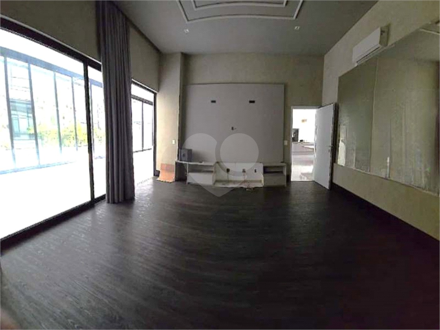 Casa à venda com 5 suítes no condomínio Tamboré II, Santana de Parnaíba - SP