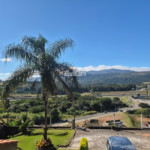 Chácara à venda ou locação no Jardim Estância Brasil – Atibaia/SP, com vista para a Pedra Grande