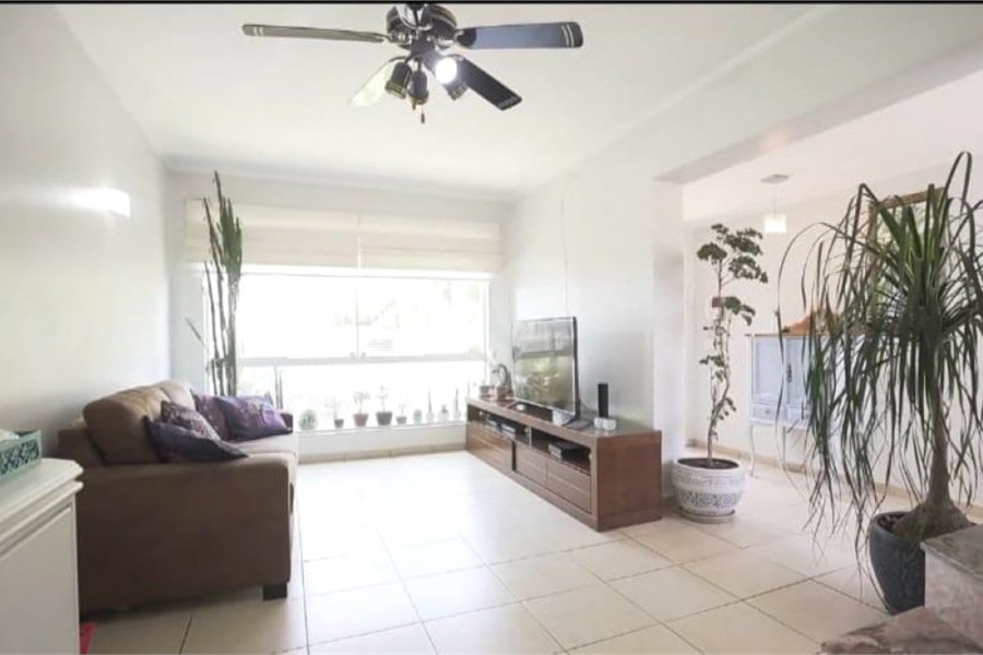 Casa à venda com 4 quartos, sendo 1 suíte, em Jabaquara, São Paulo, SP