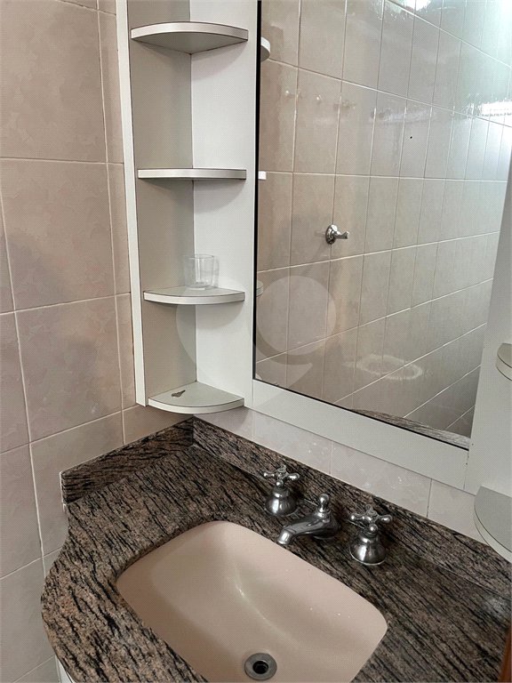 Sobrado à venda com 3 quartos, sendo 1 suíte, em Chácara Santo Antônio, São Paulo, SP