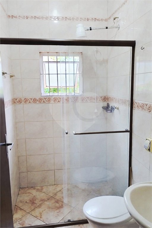 Sobrado à venda com 3 quartos, sendo 1 suíte, em Tremembé, São Paulo, SP