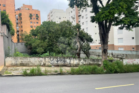 Terreno à venda em Jardim Guedala, São Paulo, SP