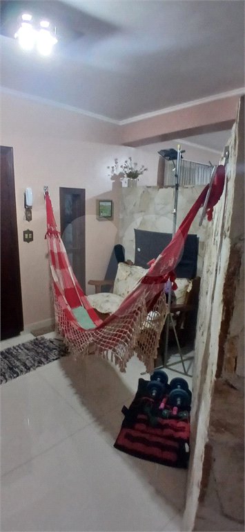 Sobrado à venda com 3 suítes em Nova Petrópolis, São Bernardo do Campo, SP