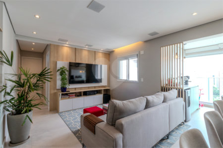 Apartamento à venda com 2 quartos, sendo 1 suíte, em Chácara Santo Antônio, São Paulo, SP