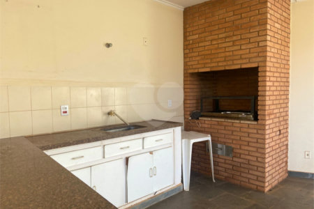 Casa à venda com 3 suítes em Jardim Primavera, Araraquara, SP