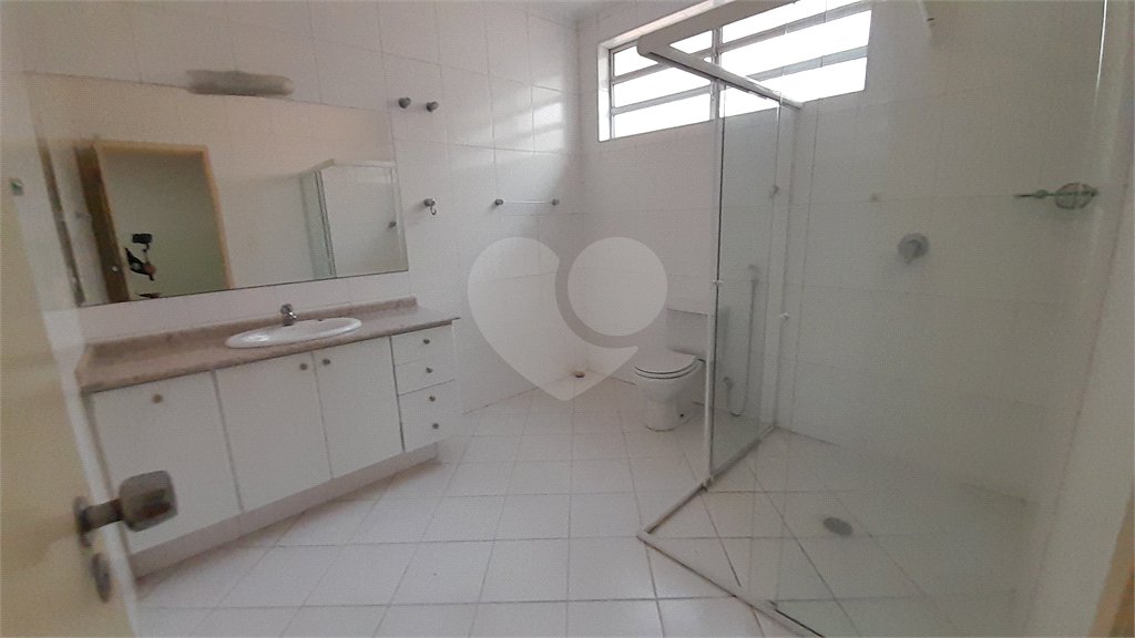 Sobrado para alugar com 5 quartos, sendo 3 suítes, em Jardim do Mar, São Bernardo do Campo, SP