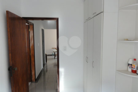 Sobrado à venda com 3 quartos em Água Fria, São Paulo, SP