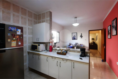 Sobrado à venda com 3 quartos, sendo 1 suíte, em Jardim Marajoara, São Paulo, SP
