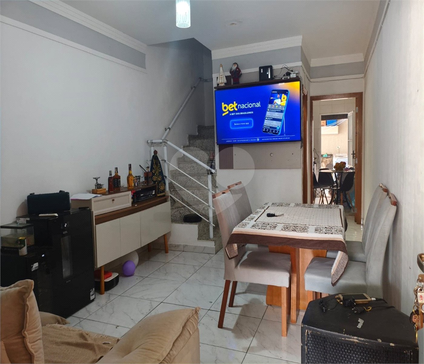 Sobrado à venda com 3 quartos, sendo 1 suíte, em Tremembé, São Paulo, SP