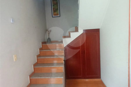 Casa à venda com 2 quartos, sendo 1 suíte, no condomínio Parque Central, Rio de Janeiro - RJ