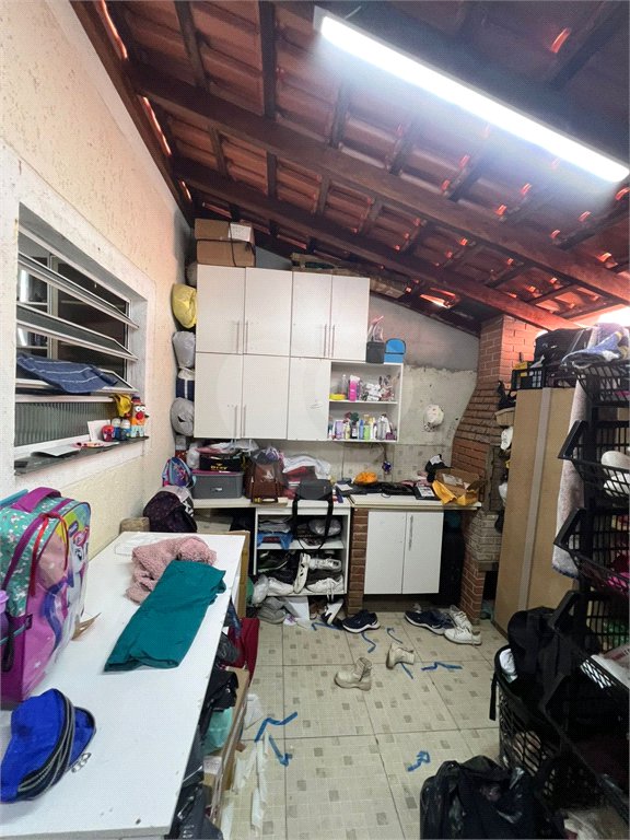 Casa à venda com 2 quartos no condomínio Recanto das Graças, Cotia - SP