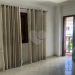 Casa à venda com 4 suítes no condomínio Vila das Emboabas, São Paulo - SP