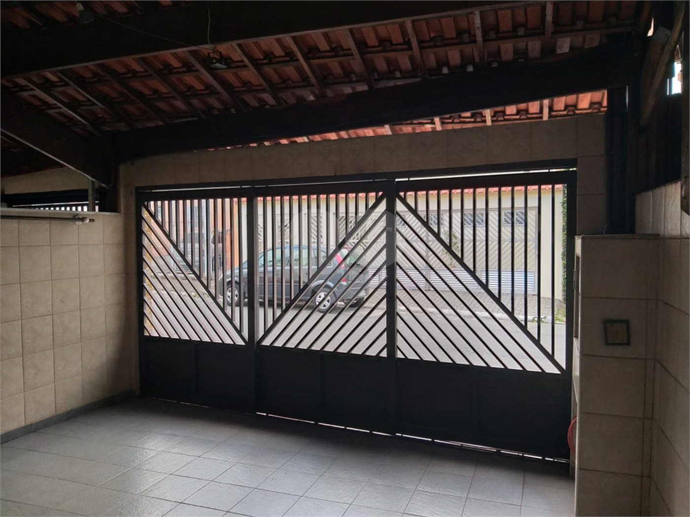 Sobrado à venda com 3 quartos, sendo 1 suíte, em Vila Constança, São Paulo, SP