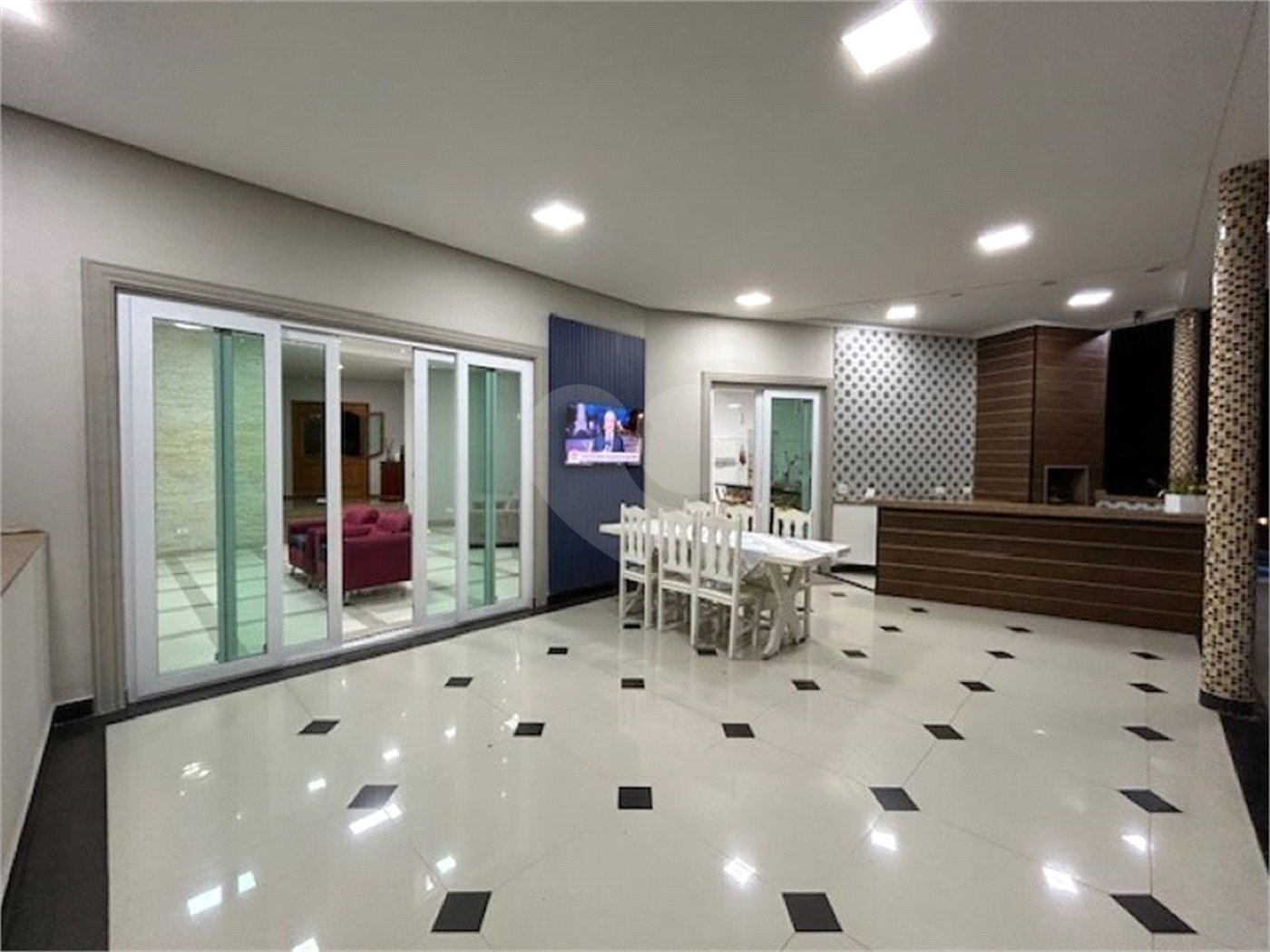 Casa à venda com 4 suítes no condomínio Aruã Eco Park, Mogi das Cruzes - SP