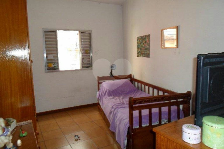 Sobrado à venda com 3 quartos em Água Fria, São Paulo, SP