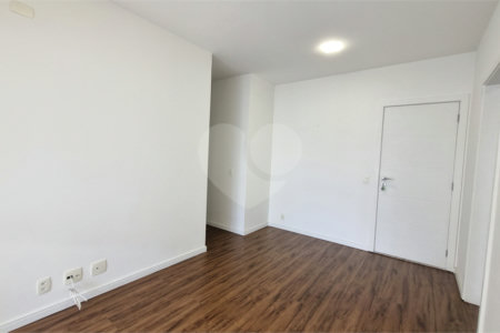 Apartamento à venda com 2 quartos, sendo 1 suíte, em Santa Teresinha, São Paulo, SP
