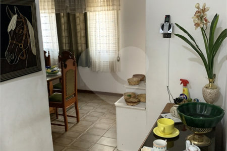 Sobrado à venda com 4 quartos, sendo 3 suítes,  em Jardim Alvinópolis, Atibaia, SP