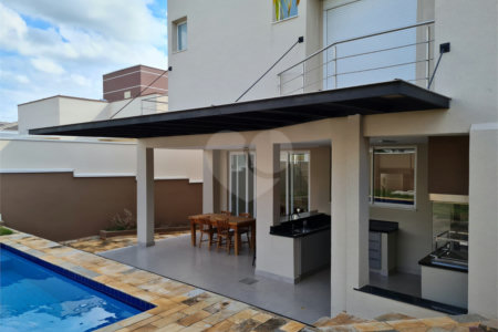 Casa à venda com 3 suítes no condomínio Geneve, Campinas - SP