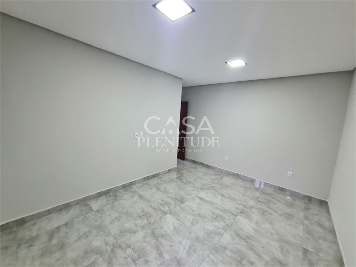 Casa em condomínio à venda com 3 quartos, sendo 1 suíte, em Wanel Ville, Sorocaba, SP