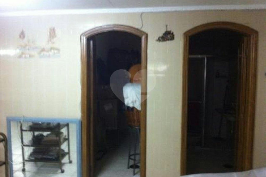Sobrado à venda com 6 quartos, sendo 4 suítes, em Barro Branco (zona Norte), São Paulo, SP
