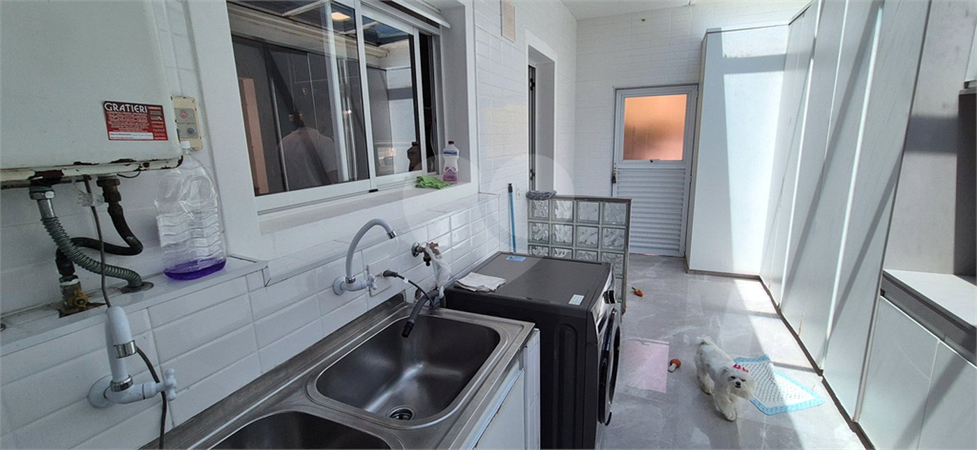 Casa à venda com 4 quartos, sendo 2 suítes,  no condomínio Aromaz, São Bernardo do Campo - SP