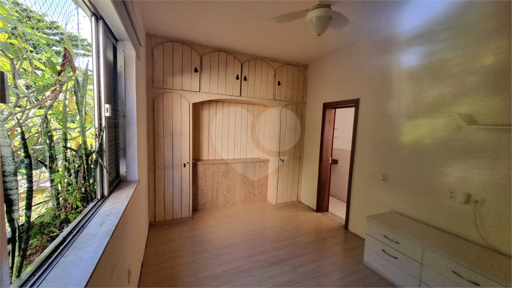 Casa de Vila à venda com 3 quartos, sendo 2 suítes,  em Tijuca, Rio de Janeiro, RJ