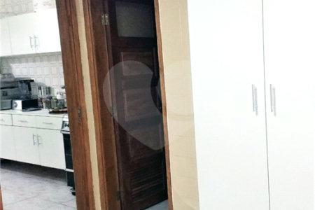 Apartamento à venda com 4 quartos, sendo 1 suíte, em Bosque da Saúde, São Paulo, SP