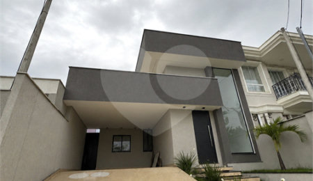 Casa à venda com 3 quartos, sendo 1 suíte,  no condomínio Grand Park, Rio de Janeiro - RJ
