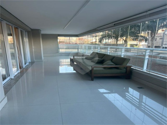 Apartamento para alugar com 3 suítes em Tatuapé, São Paulo, SP