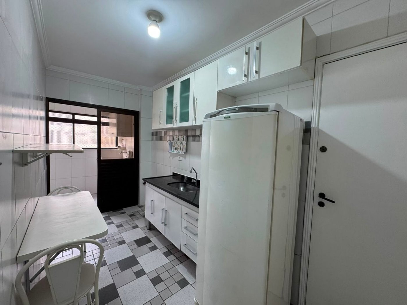 Apartamento com 3 dormitórios para alugar, 80 m² por R$ 4.000,02/mês - Balneário Cidade Atlântica - Guarujá/SP
