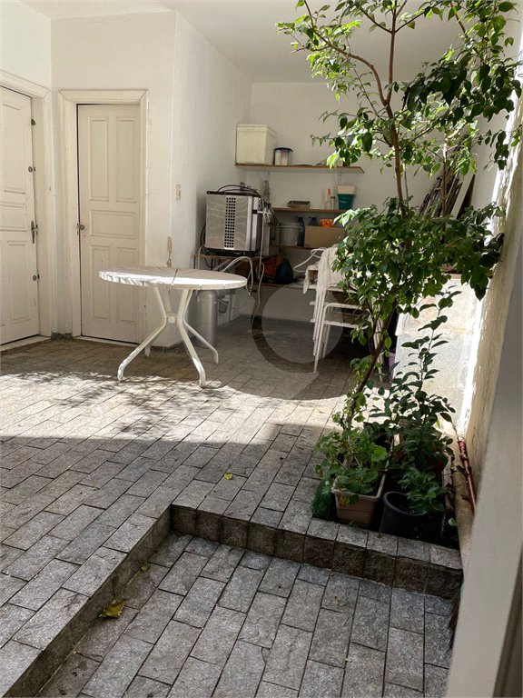 Sobrado à venda com 3 quartos, sendo 1 suíte, em Campo Belo, São Paulo, SP