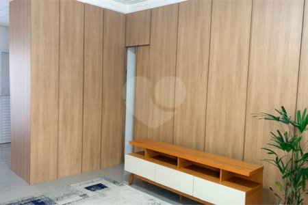 Casa à venda com 3 quartos, sendo 1 suíte, no condomínio Residencial Américo de Figueiredo, Sorocaba - SP