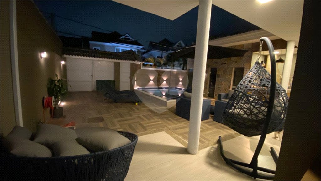 Casa à venda com 3 suítes no condomínio Atlantico Sul, Rio de Janeiro - RJ