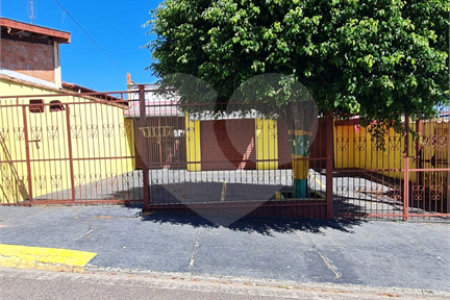 Casa à venda com 5 quartos em Ivoturucaia, Jundiaí, SP
