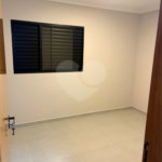 Casa no Conjunto Habitacional Dom Constantino á venda.