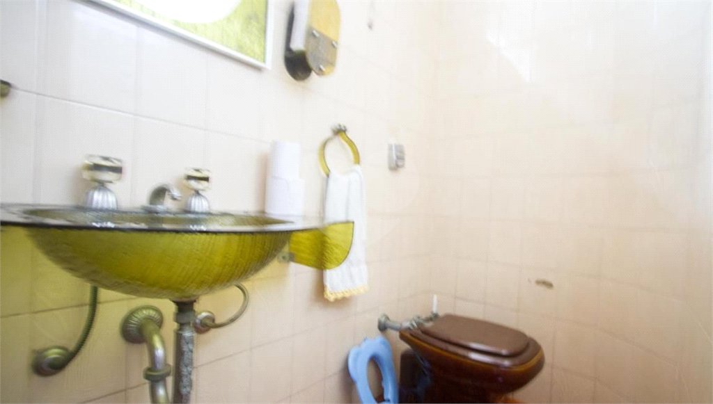 Sobrado à venda com 5 quartos em Parque Colonial, São Paulo, SP