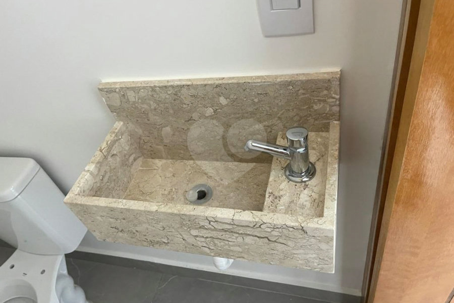 Sobrado à venda com 3 quartos, sendo 1 suíte, em Parque Vitória, São Paulo, SP