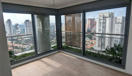 Apartamento à venda com 3 quartos, sendo 2 suítes, em Jardim das Acácias, São Paulo, SP